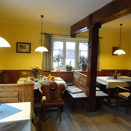 Oda ve Kahvaltı Fruehstueckspension Doris Eder Gaming